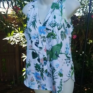 NWT-Summer Garden Top!!😎🐝🌻